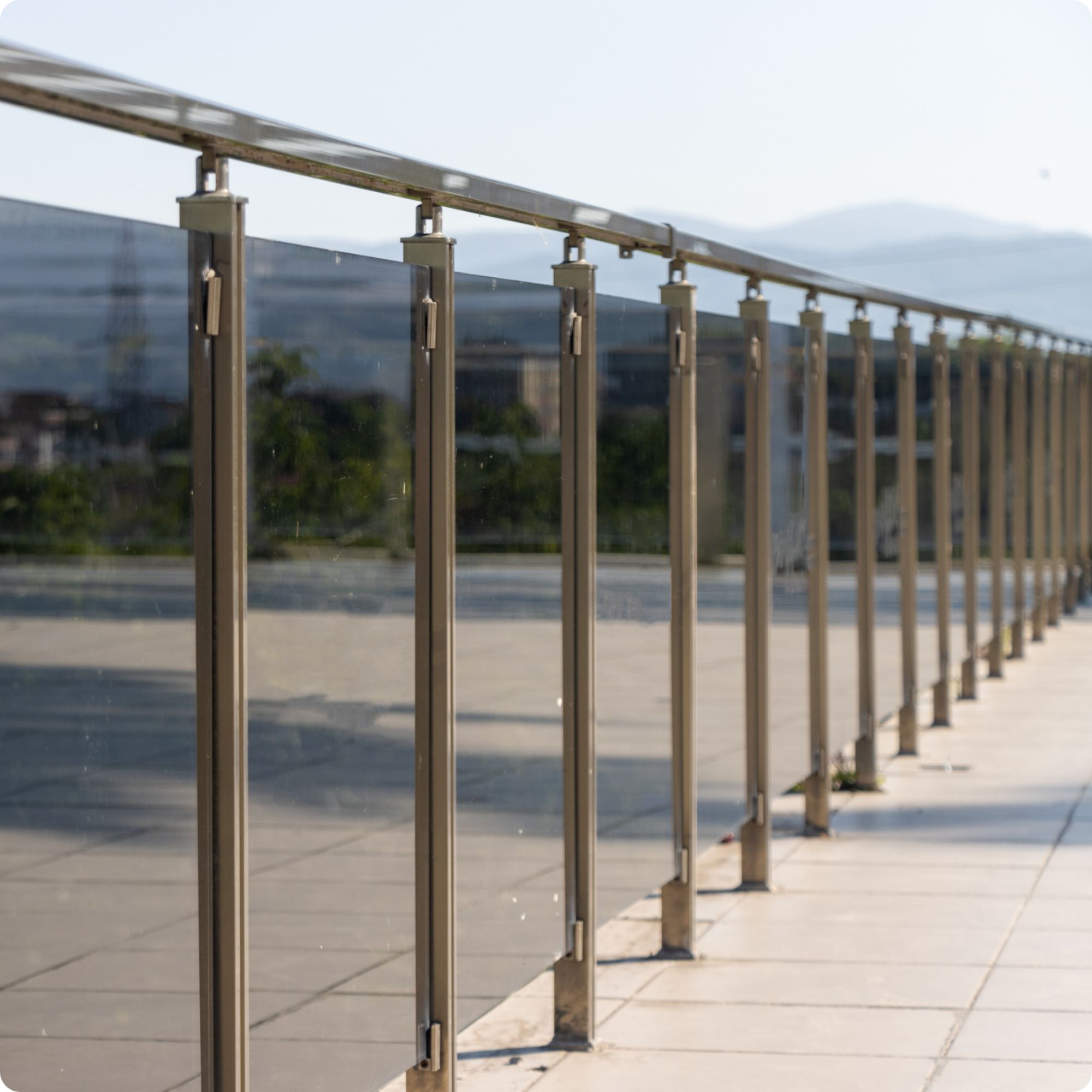 Vitriinakende turvakiled